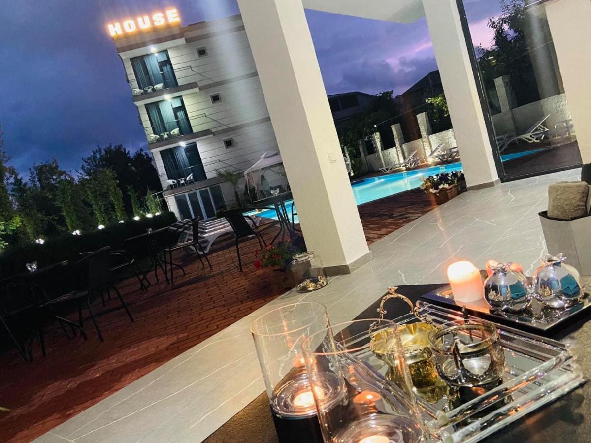 Hotel New House Kobuleti Zewnętrze zdjęcie