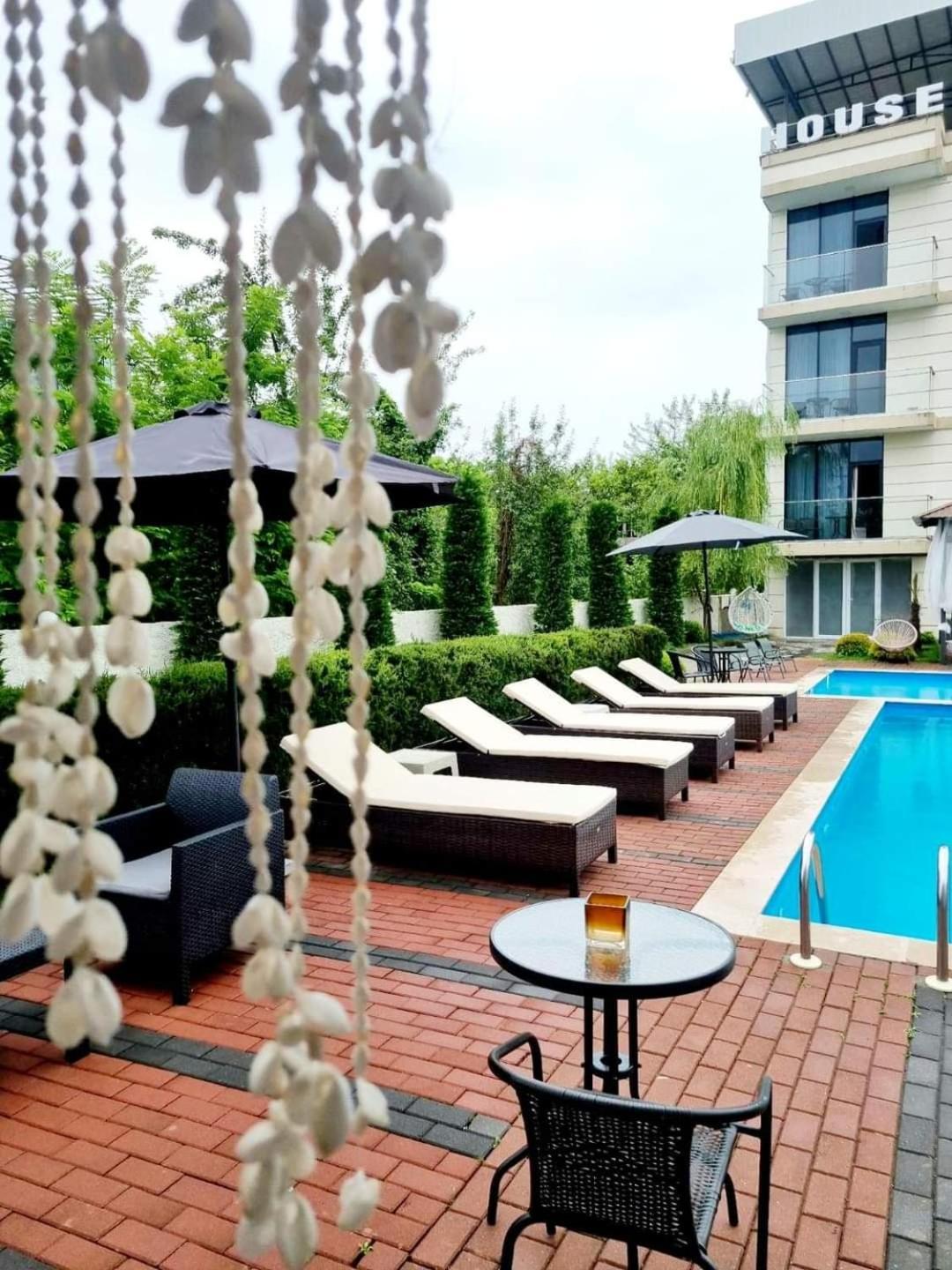 Hotel New House Kobuleti Zewnętrze zdjęcie