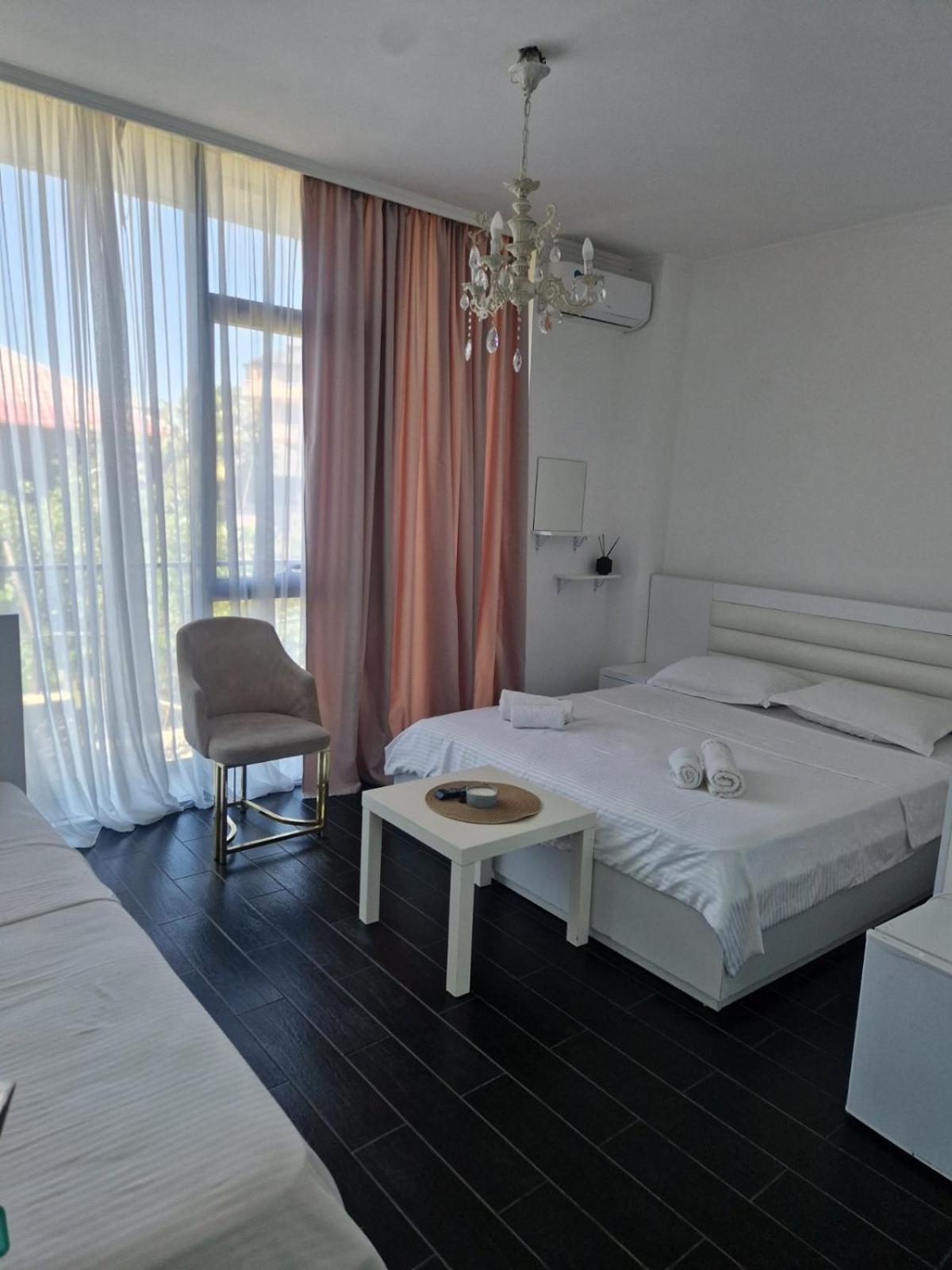 Hotel New House Kobuleti Zewnętrze zdjęcie